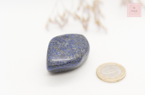 galet de lapis-lazulis pierre et minéraux de qualité